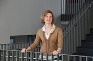 Wie Manuela Bock zu Green Building nach Holzminden kam und jetzt  als Fakult&auml;ts-Lotsin selbst b