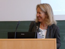   Wahl von Prof. Dr. Ursula Sch&auml;dler-Saub       (Foto: Jilleen Nadolny)