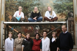 Restaurierungs-Studierende aus Riga und von der Fakult&auml;t Erhaltung von Kulturgut der HAWK in Hi
